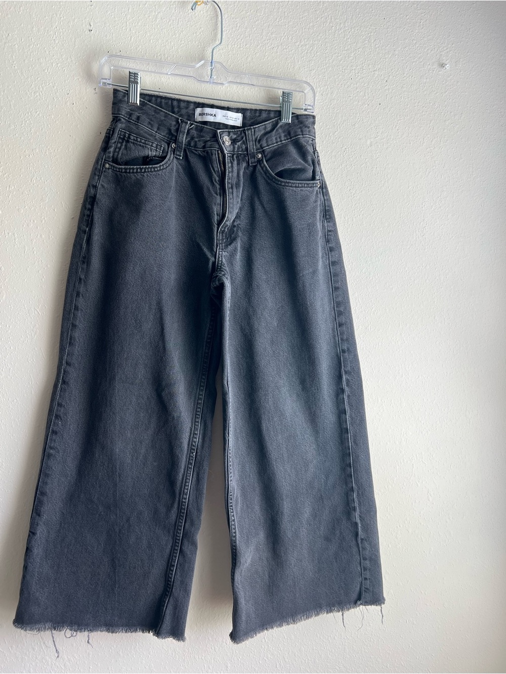 Bershka Wide-Leg High-Rise Jeans - Charcoal Black